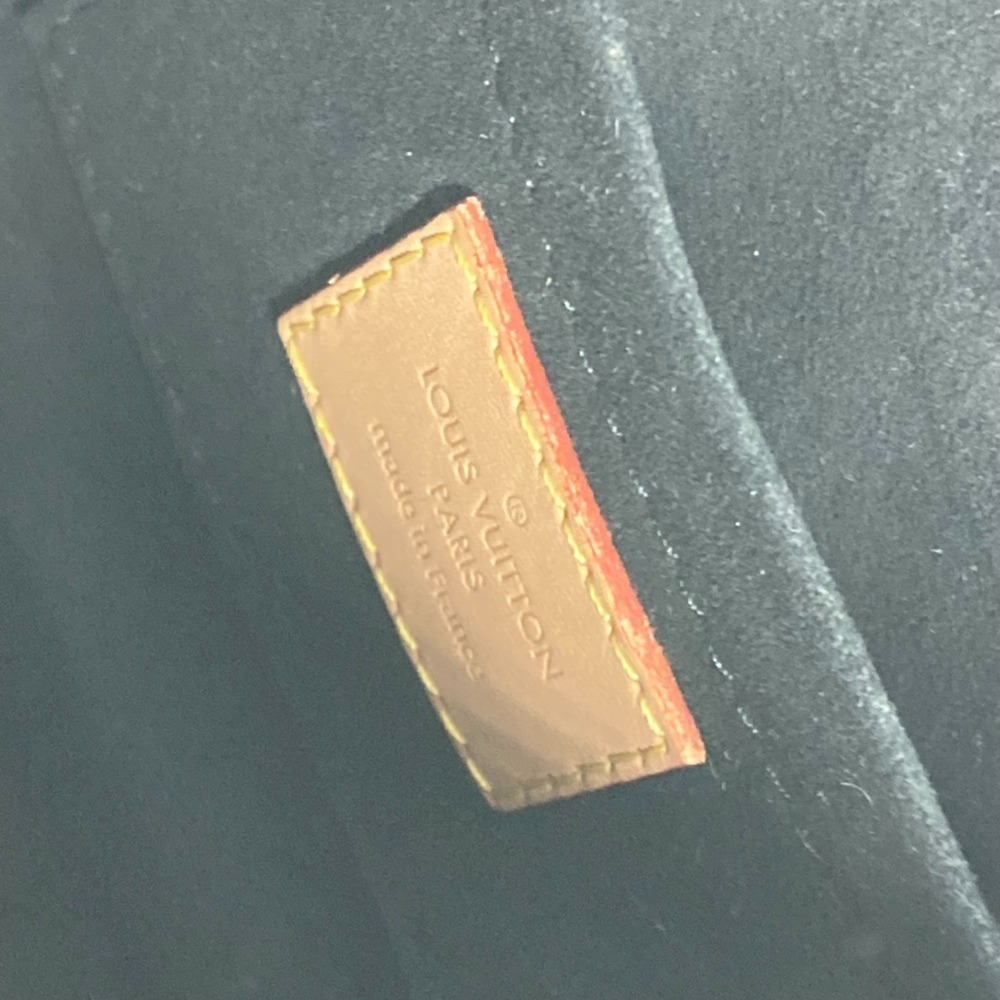 LOUIS VUITTON Bag - Picture 13 of 14
